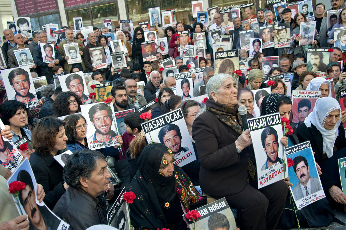 Cumartesi Anneleri/İnsanları 1000. haftada yakınlarını etkinliklerle anıyor